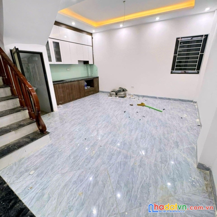Cách đô nghĩa yên nghĩa 5 phút di xe diện tích 48m² giá 3,85 tỷ oto đậu cửa.