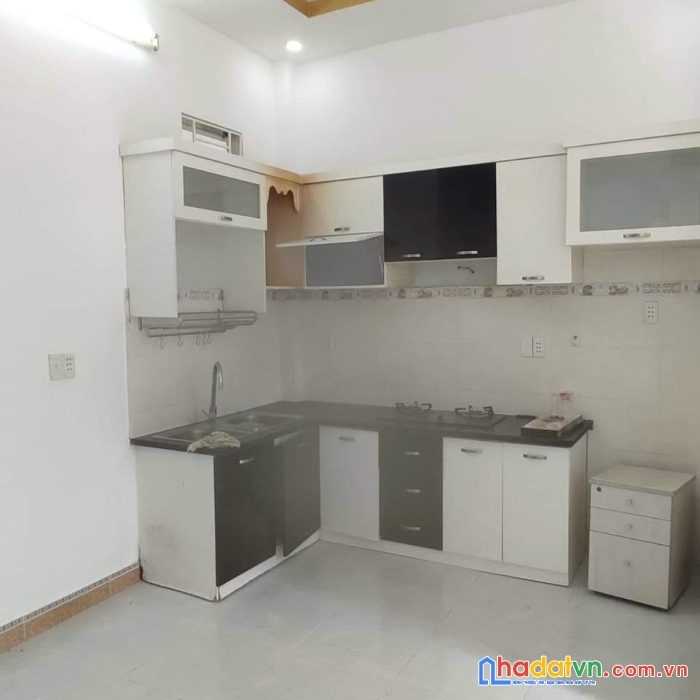 Bán nhà hẻm 308 huỳnh tấn phát. dt: 6 x 6m, 2 lầu. giá 2 tỷ 600