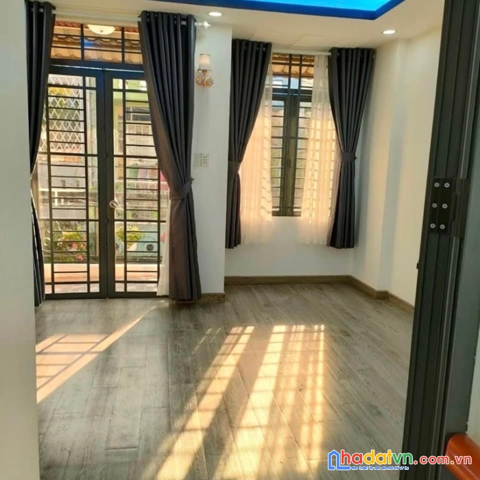 Nhà 2 mặt tiền hẻm xe tải lê văn thọ, gò vấp, 4x10 , 2pn, sát emart nhỉnh 4 tỷ