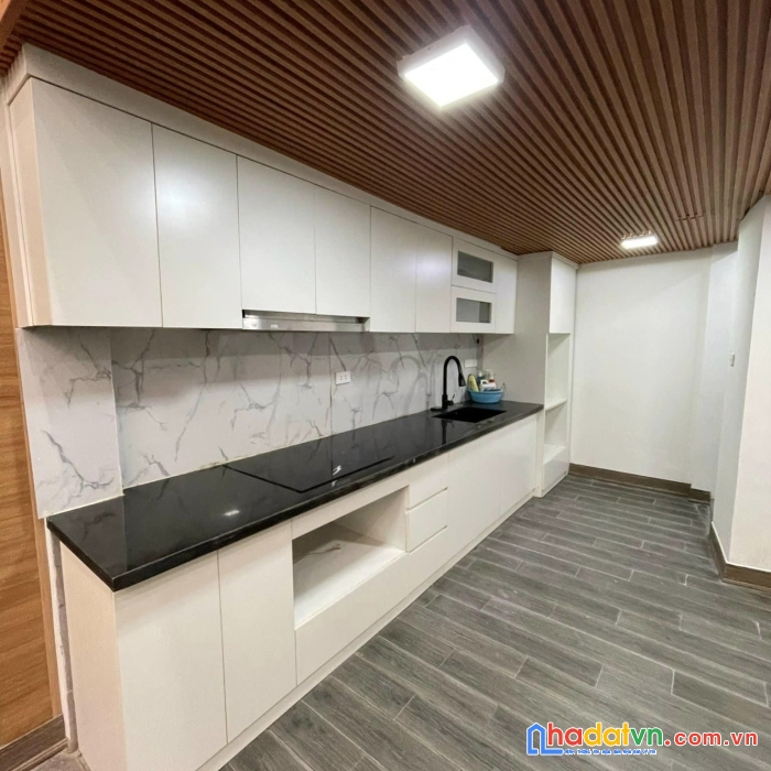Bán nhà phố thanh nhàn, hai bà trưng 32m ,3 tầng. giá: 6.35 tỷ