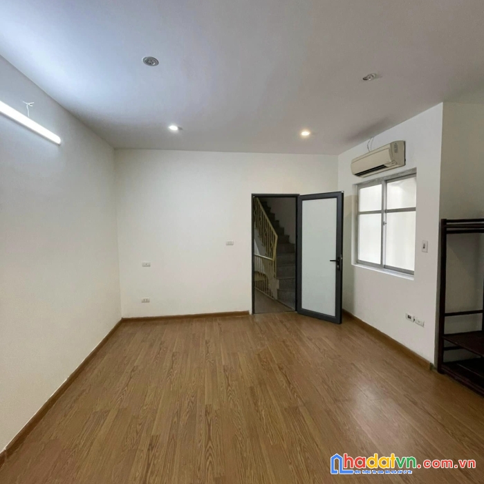 Bán nhà phố thanh nhàn, hai bà trưng 32m ,3 tầng. giá: 6.35 tỷ