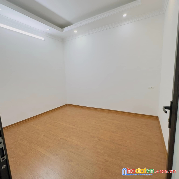 Bán nhà phố trần khát chân, hai bà trưng 37m, 3 tầng. giá: 6.5 tỷ