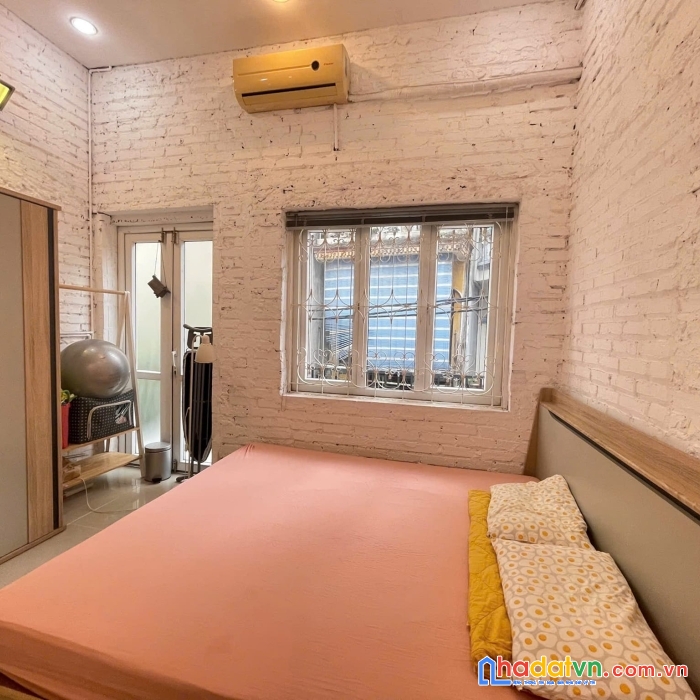 Bán nhà phố trần khát chân, hai bà trưng 39m, 3 tầng. giá: 7.2 tỷ