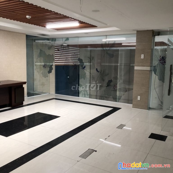 Chính chủ cho thuê nhà kết hợp văn phòng ngay cv hoàng văn thụ, quận tân bình