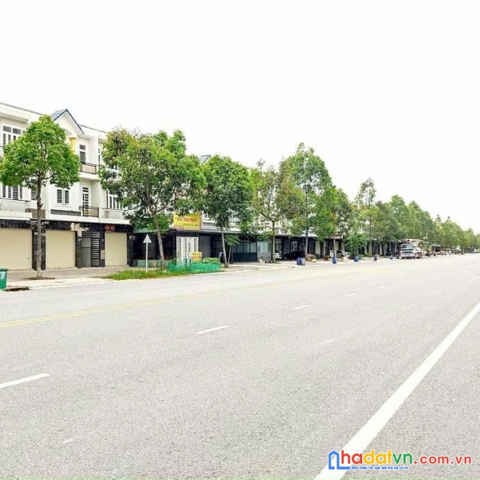 Ngộp lô đất 8tr/m2 ngay trung tâm hành chính bàu bàng, bình dương