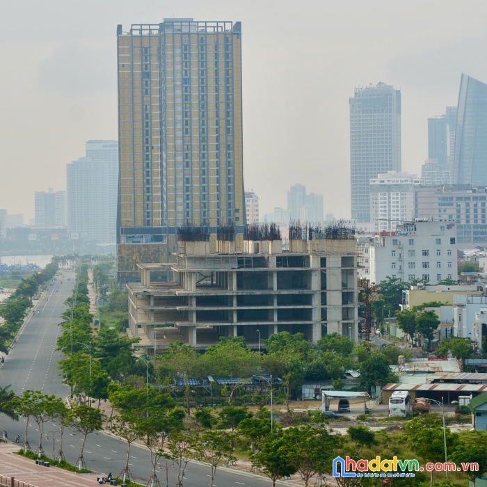 Nhà 2 tầng, góc 2mt đường phạm ngọc thạch, 75m2 giá 9 tỷ tl 