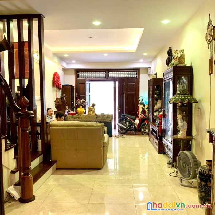 Bán nhà phố lạc trung, hai bà trưng 67m, 4 tầng, mt 4.5m. giá: 20.8 tỷ