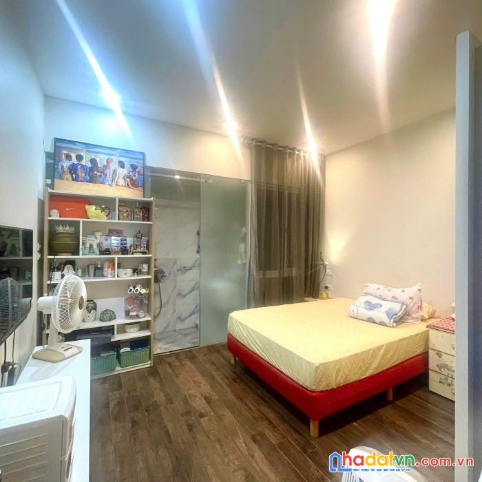 Bán nhà phố lạc trung, hai bà trưng 67m, 4 tầng, mt 4.5m. giá: 20.8 tỷ