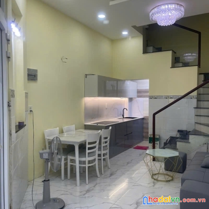 Bán nhà cô bắc quận 1, 28m2 , 3 tầng, chỉ 3.6 tỷ, duy nhất.