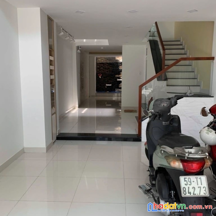 Bán nhà mới hẻm ôtô phạm văn chiêu, gò vấp, gần 38m2 , sát emart nhỉnh 4 tỷ