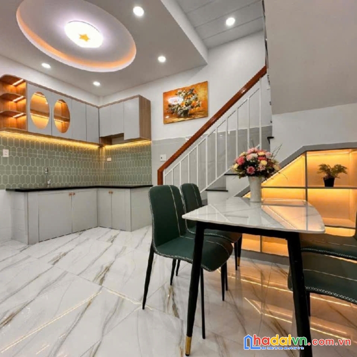 Bán nhà mới hẻm ôtô phạm văn chiêu, gò vấp, gần 50m2 , sát emart nhỉnh 4 tỷ