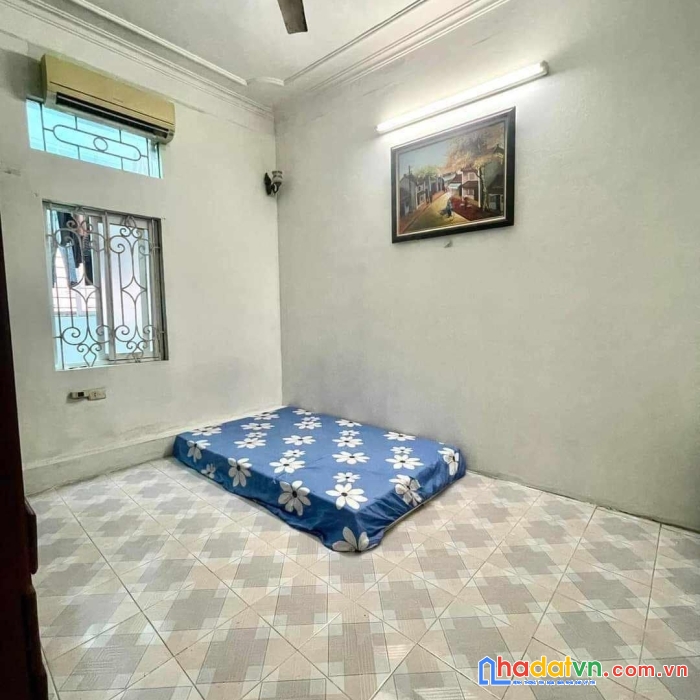 Bán nhà phố kim ngưu, hai bà trưng 41m, 3 tầng. giá: 6.2 tỷ