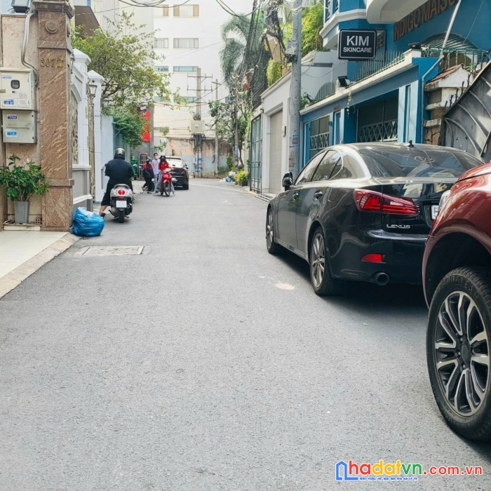 Địa chỉ nhà : 307/16 nguyễn văn trỗi phường 1 tân bình
