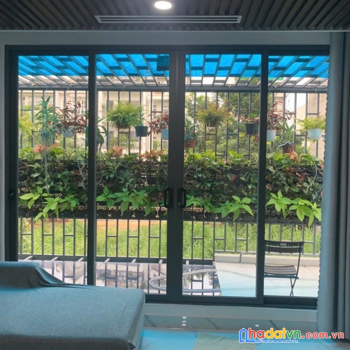 Bán nhà mặt tiền đường trương văn bang. dt: 5 x20m (kết cấu: 6 tầng). giá: 28 tỷ