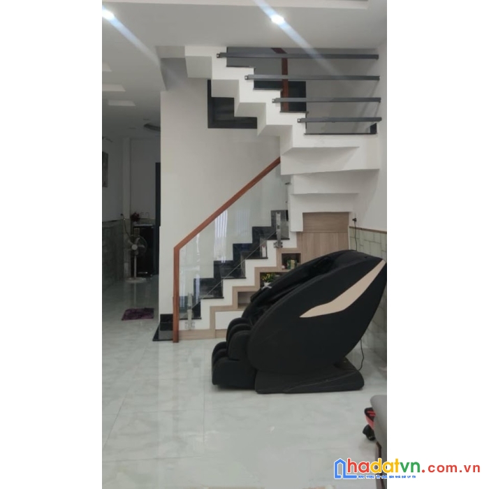 Bán nhà hxh phạm thế hiển q.8 - 60m2 - 4 tầng - giá 6.5 tỷ