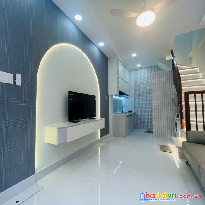 Bán nhà hẻm 3 gác, gò vấp,  gần 20m2, 2 tầng, chỉ hơn 2.x tỷ