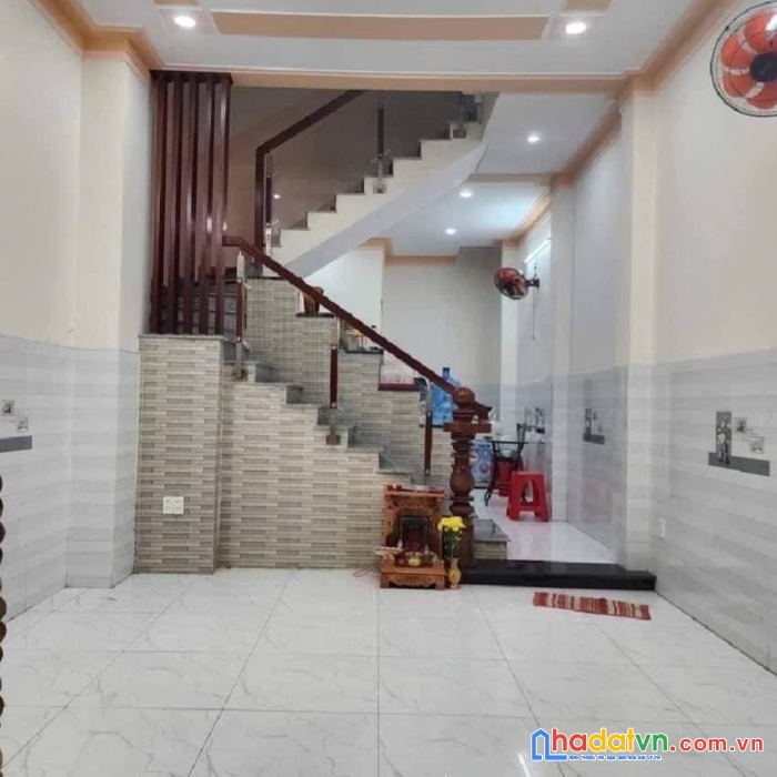 Chủ định cư cần bán nhà phường 15,gò vấp, 4pn,full nội thất, gần 120m2 sd, chỉ 4.x tỷ