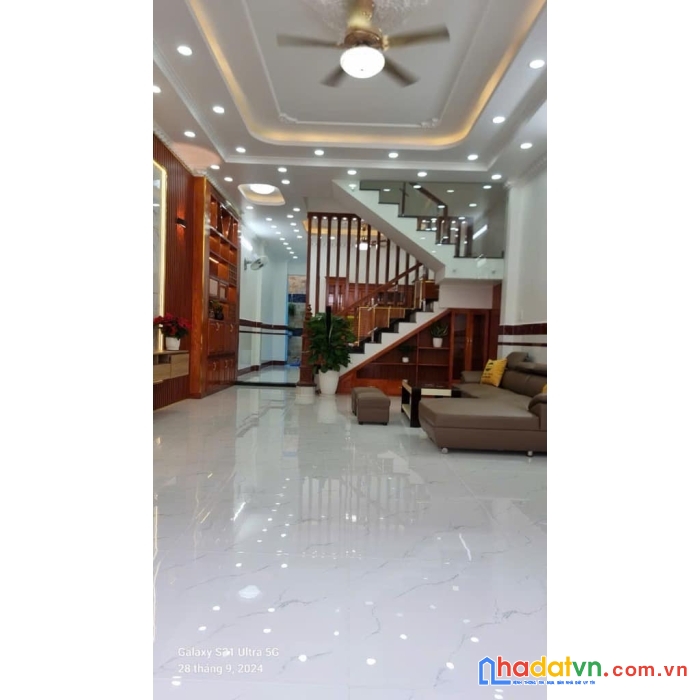 Chủ định cư bán nhà lê đức thọ,gò vấp, 4pn,full nội thất, gần 120m2 sd, chỉ nhỉnh 4.x tỷ