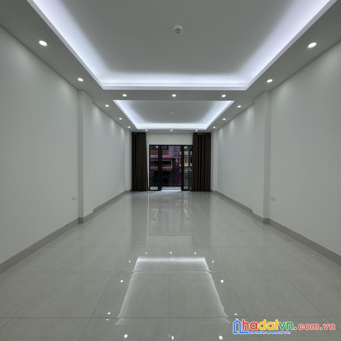 Bán nhà phố vương  thừa vũ, thanh xuân 56m, 8 tầng, mt 4.3m. giá: 18 tỷ