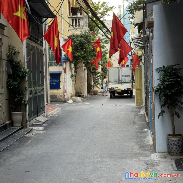 Bán nhà phố vương  thừa vũ, thanh xuân 56m, 8 tầng, mt 4.3m. giá: 18 tỷ