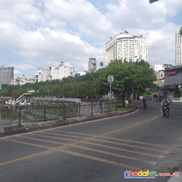 Nhà nhỏ quận 3 – 23m2 – hoàng sa – 2 tầng – sát mặt tiền – 2.x tỷ