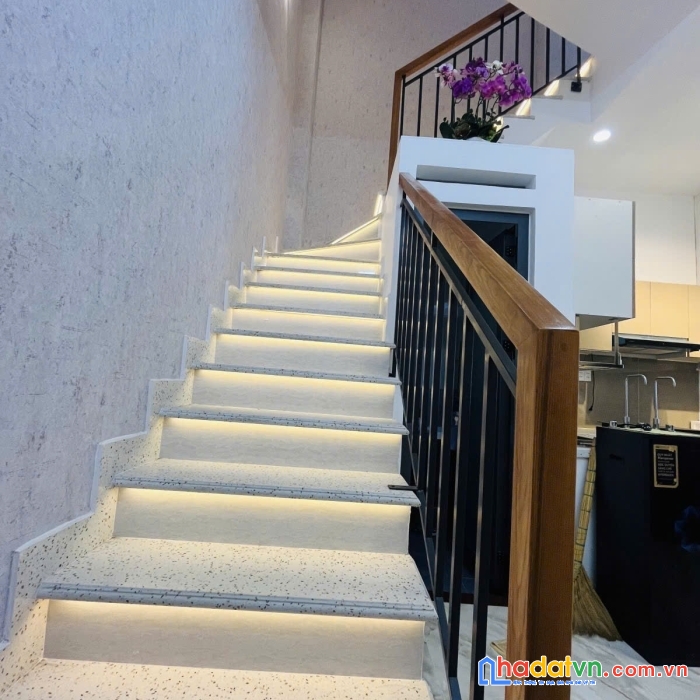 Bán nhà siêu đẹp đường quang trung, gò vấp, 130m2 sd, 3 tầng, chỉ 69 triệu/m2