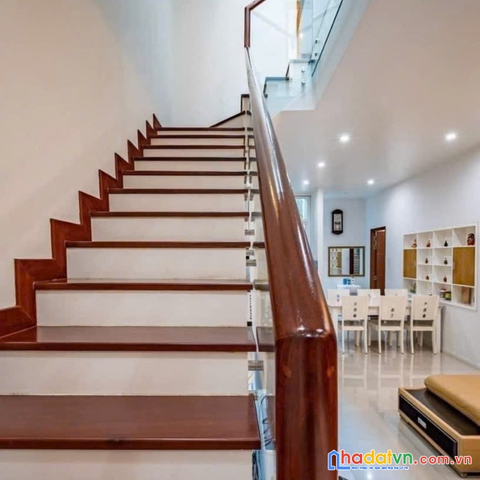 Bán gấp nhà trệt lầu 85m2, đường số 10, linh xuân, thủ đức. giá 4.5 tỉ thương lượng.