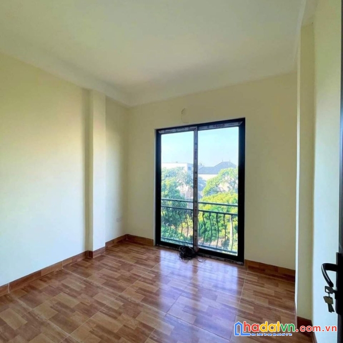 Bán nhà lô góc 45m2x3t độ chàng nội khu xóm triệu đô.
