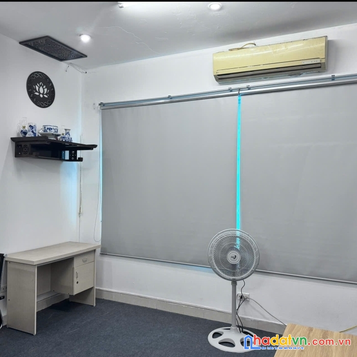 Cho thuê văn phòng full nội thất mặt phố trần vỹ