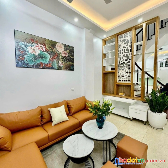 Nhà chính kinh - thanh xuân, dt 45m2 x 4t, giá 5.25 tỷ, ngõ thông sang cự lộc.