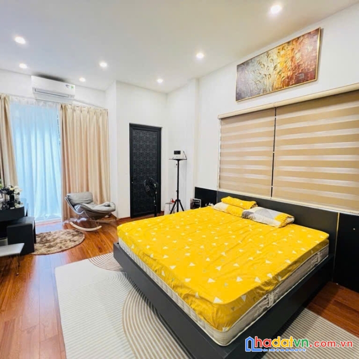 Nhà quan nhân - thanh xuân 41m2 x 5 tầng - ngõ thông, gần ô tô, giá 9.5 tỷ
