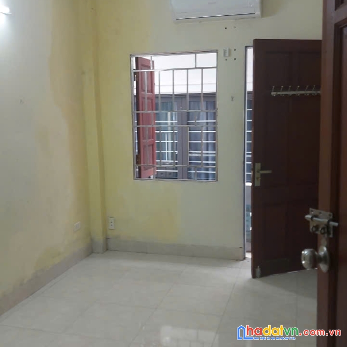 Cho thuê nhà chính chủ 5 tầng ngay đầu ngõ 142 đường kim giang – miễn trung gian 