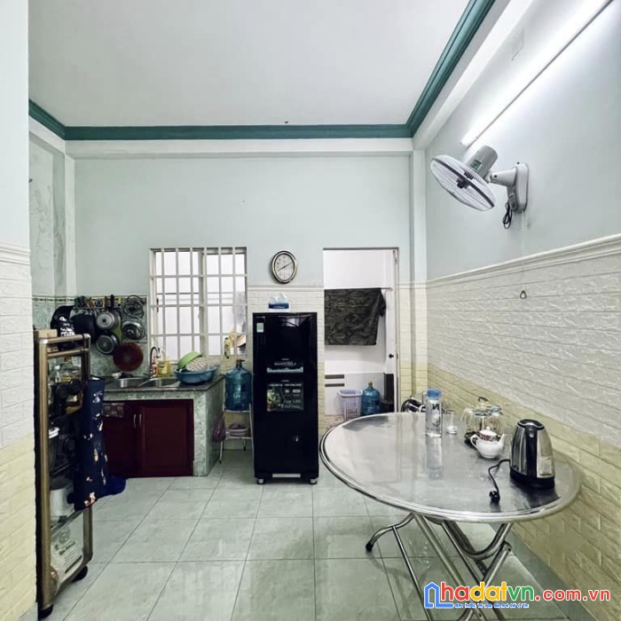 Bán nhà gần đường nguyễn kiệm, diện tích 4x13m, nở hậu 5.7m, chỉ 4.x tỷ