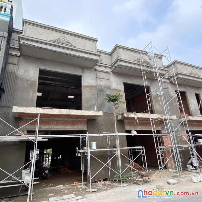 Nhà 1 trệt 1 lầu mới xây khu dân cư chợ tân hiệp