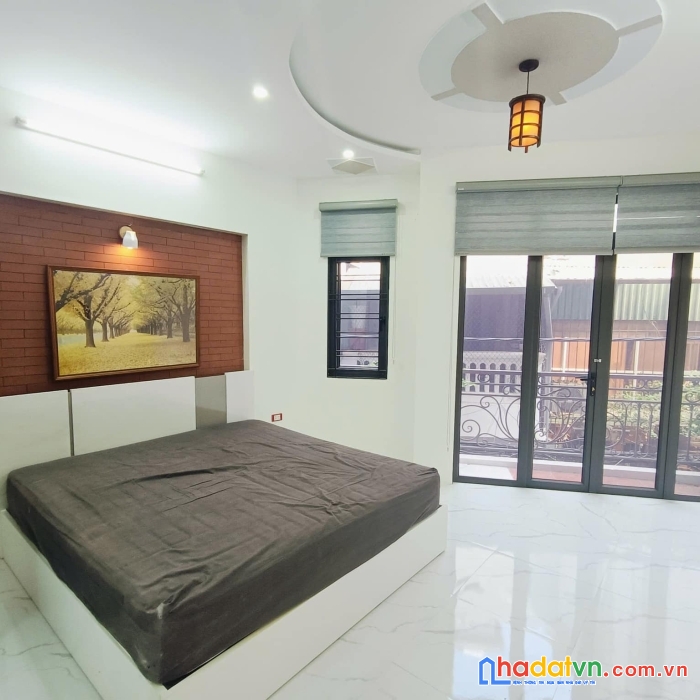 Bán nhà phố yên lạc, hai bà trưng 38m, 4 tầng. giá: 8.25 tỷ