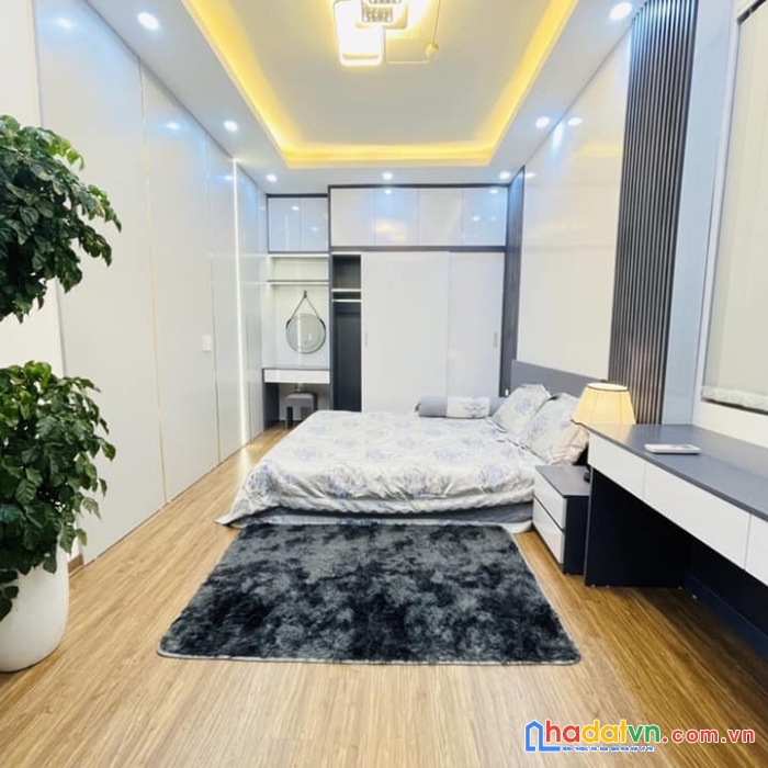 Bán nhà phố cảm hội, hai bà trưng 40m, 4 tầng. giá: 9.2 tỷ