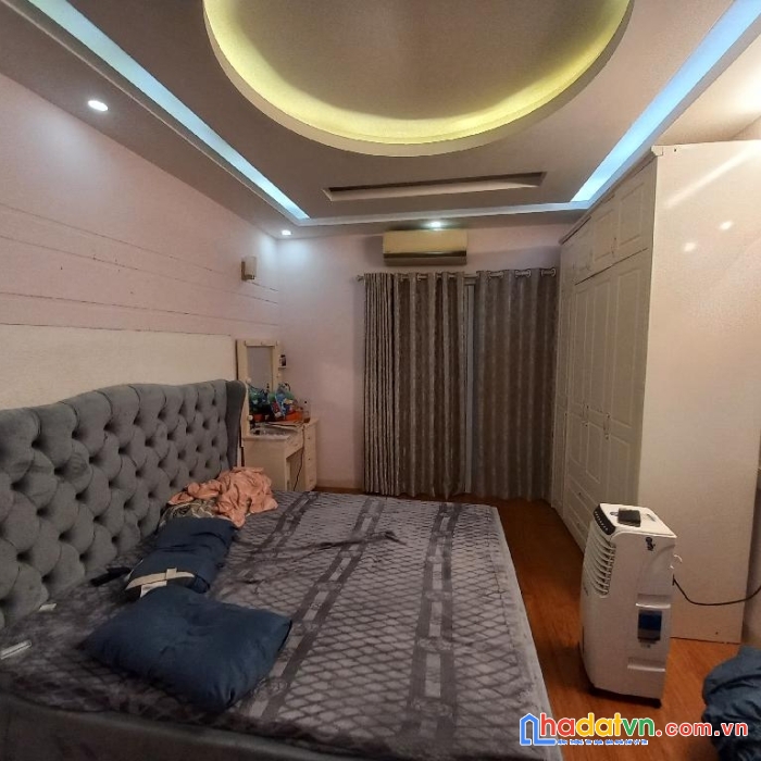 Hiếm- 28 xuân la- ngõ thông- 1 nhà ra mặt phố- 5 tầng mới – nội thất đẹp- 8.3 tỷ 