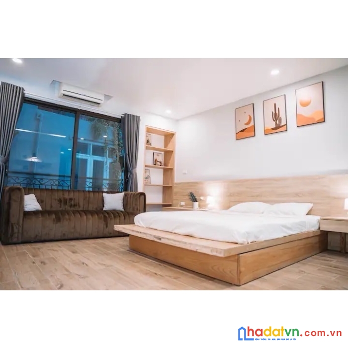 Hiếm -phố vip xuân diệu- 7 tầng thang máy- ngõ thông- cạnh mặt phố- 13.8 tỷ 