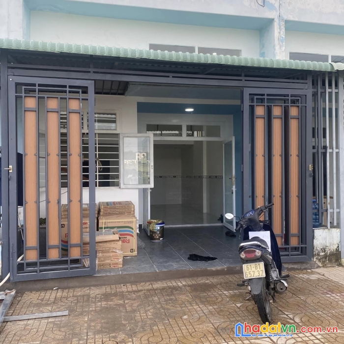 Bán nhà nguyên căn đưa trước 420tr nhận nhà vào ở cạnh kcn sikiko và minh hưng 3