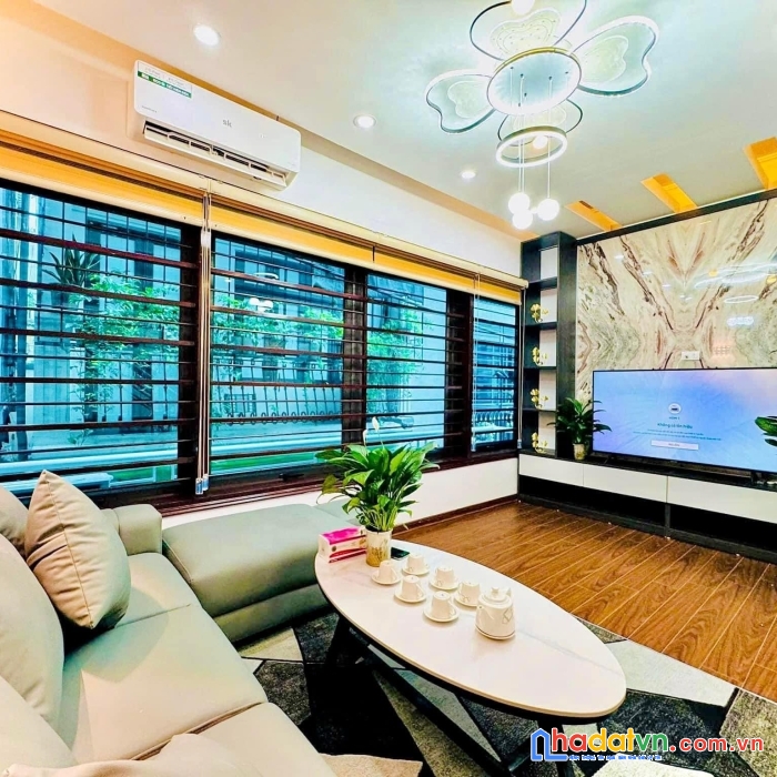 Bán nhà phố minh khai, hoàng mai 43m, 4 tầng. giá: 8.25 tỷ