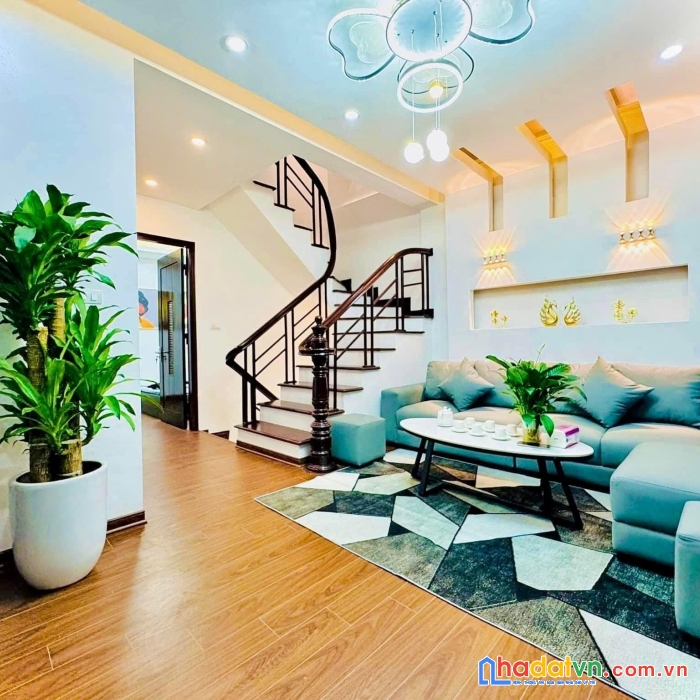 Bán nhà phố minh khai, hoàng mai 43m, 4 tầng. giá: 8.25 tỷ