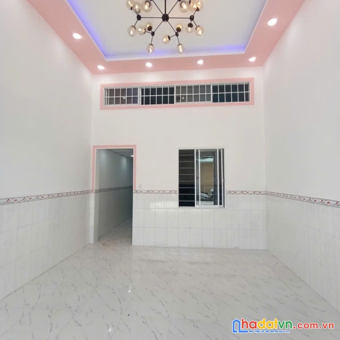 Bán nhà diện tích tốt sát sân bay 54m2 chỉ 84tr/m2 