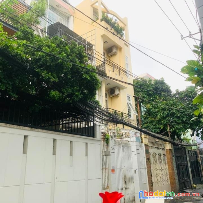Bán gấp nhà mới hẻm xe tải 251 lê quang định, bình thạnh, 72m2 công nhận, 4 lầu btct, 7pn - 10 tỷ