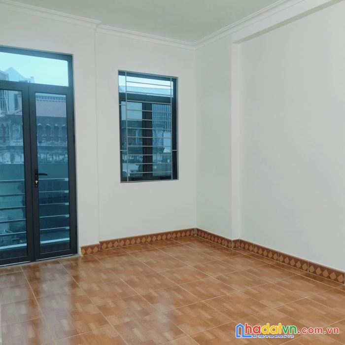 Bán nhà phố kim ngưu, hai bà trưng 33m, 5 tầng. giá: 6.6 tỷ