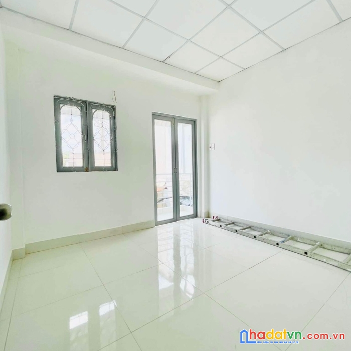 Bán nhà ngay siêu thị lotte, hẻm xe 3 gác, mà gần 3 tỷ