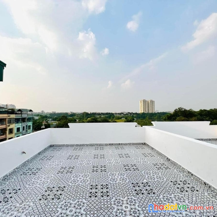 Bán nhà phố trương định, hai bà trưng 36m, 5 tầng. giá: 7.35 tỷ