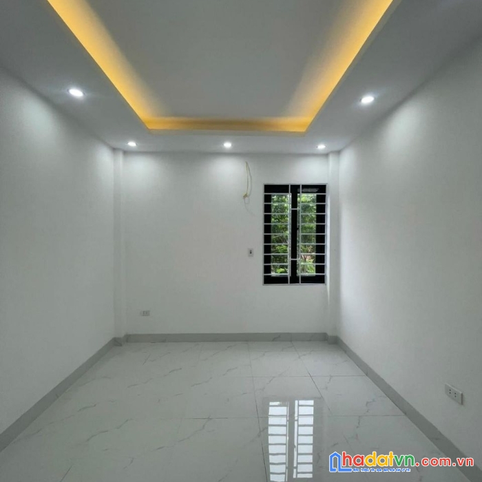 Bán căn 65m2x3t, đại tảo, oto đỗ cửa ngày đêm, gần trường, chơ, ubnd