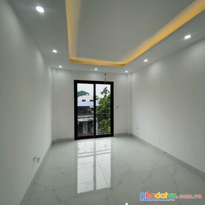Bán căn 65m2x3t, đại tảo, oto đỗ cửa ngày đêm, gần trường, chơ, ubnd