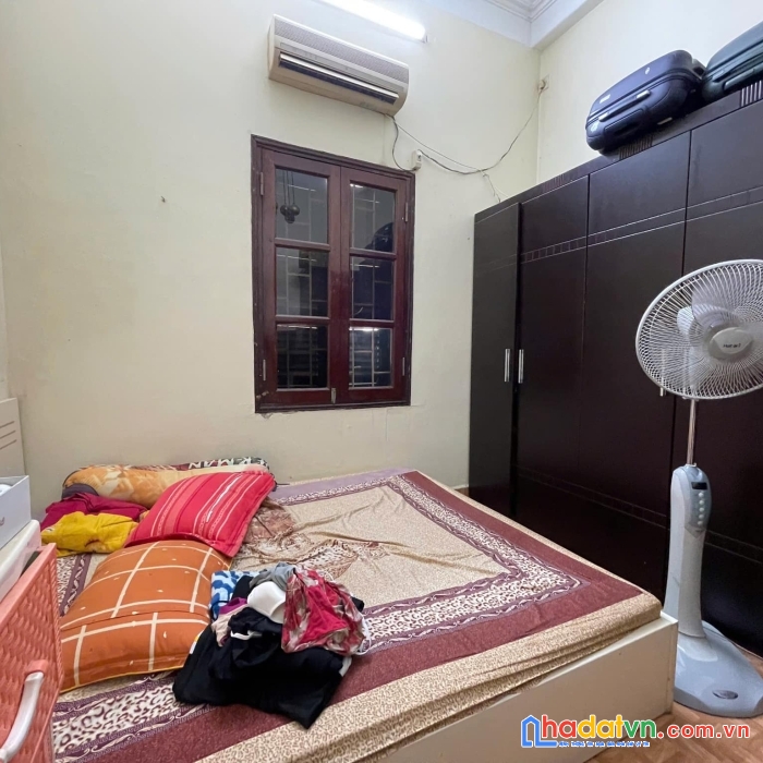 Bán nhà phố 8/3, hai bà trưng 37m, 4 tầng. giá: 6.95 tỷ