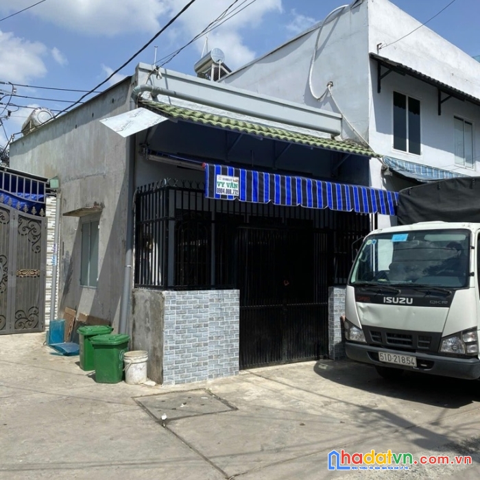 Bán nhà ngay mặt tiền chợ - gần mã lò - đường 8m - 48m2 - chỉ nhỉnh 3 tỷ xíu